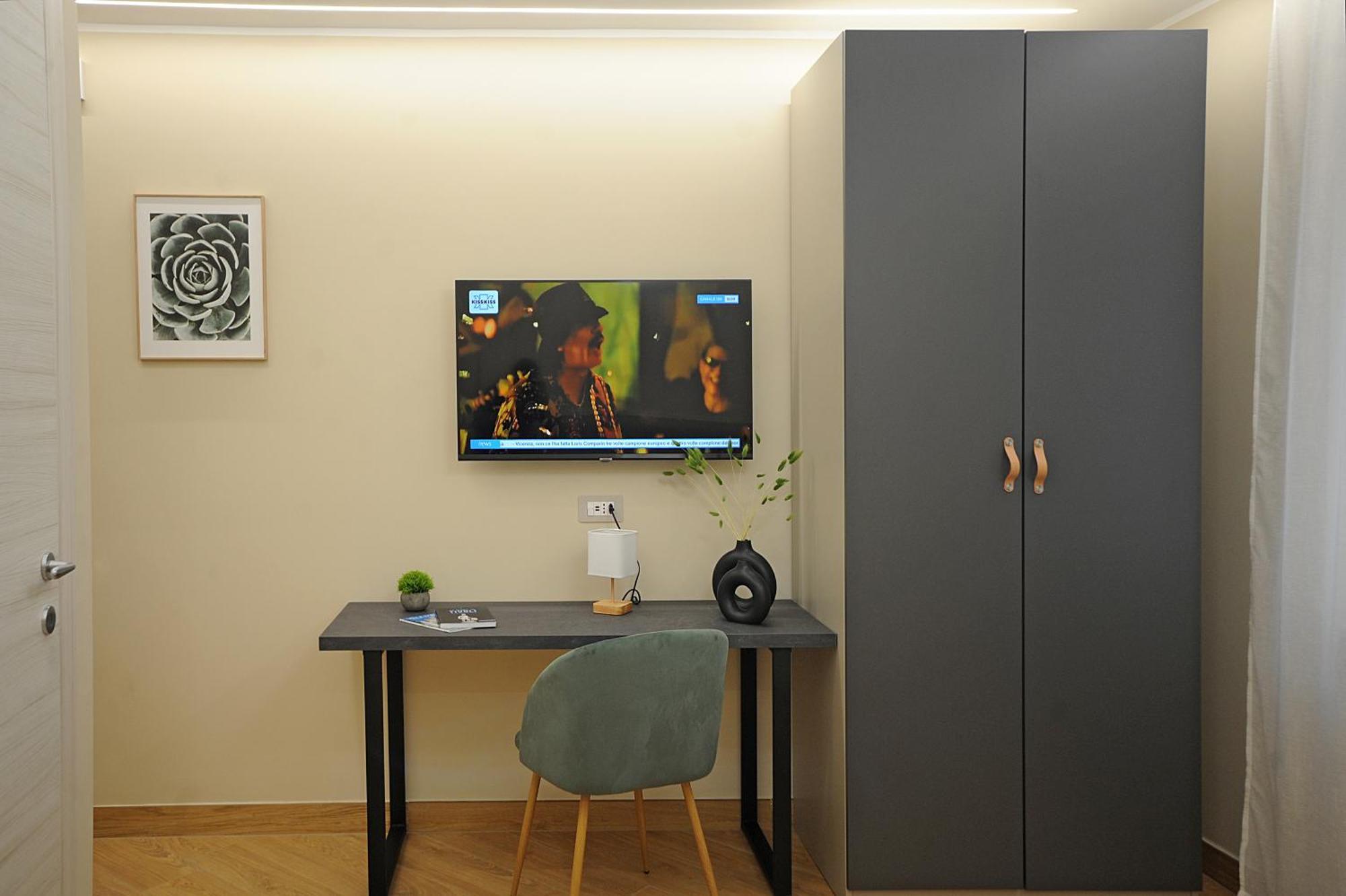 Mom Apartment Rooms&Suites チボリ エクステリア 写真