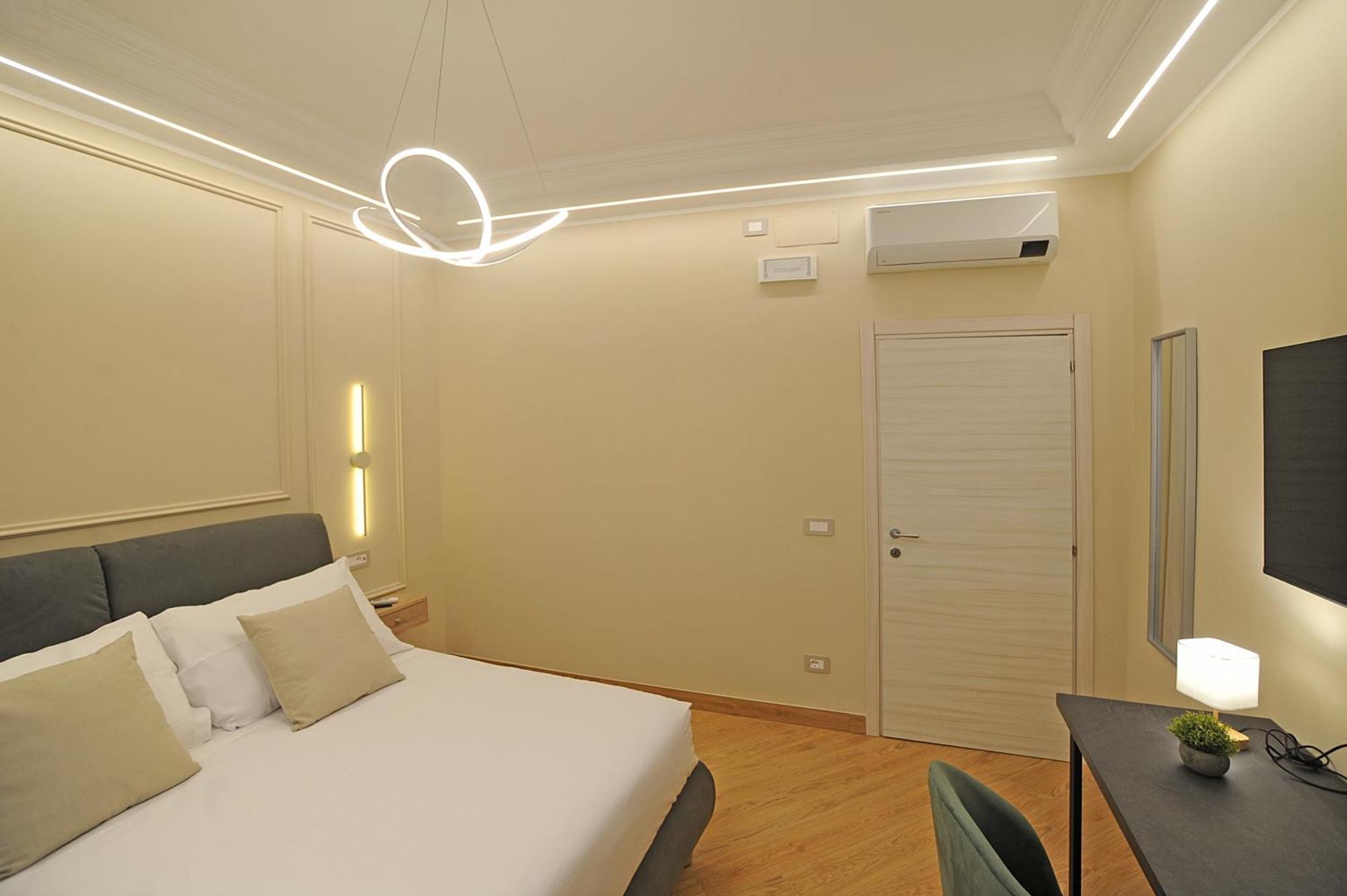 Mom Apartment Rooms&Suites チボリ エクステリア 写真
