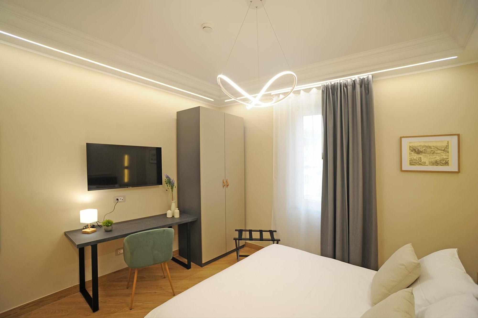 Mom Apartment Rooms&Suites チボリ エクステリア 写真