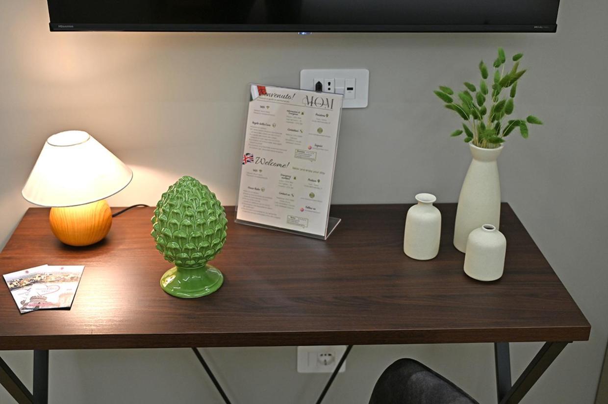 Mom Apartment Rooms&Suites チボリ エクステリア 写真
