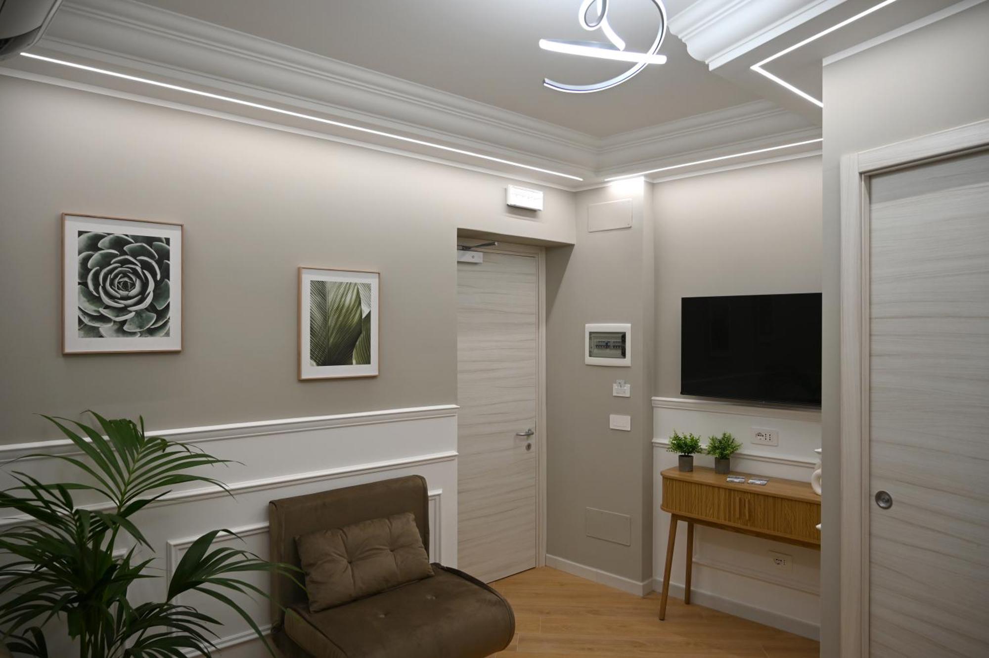 Mom Apartment Rooms&Suites チボリ エクステリア 写真
